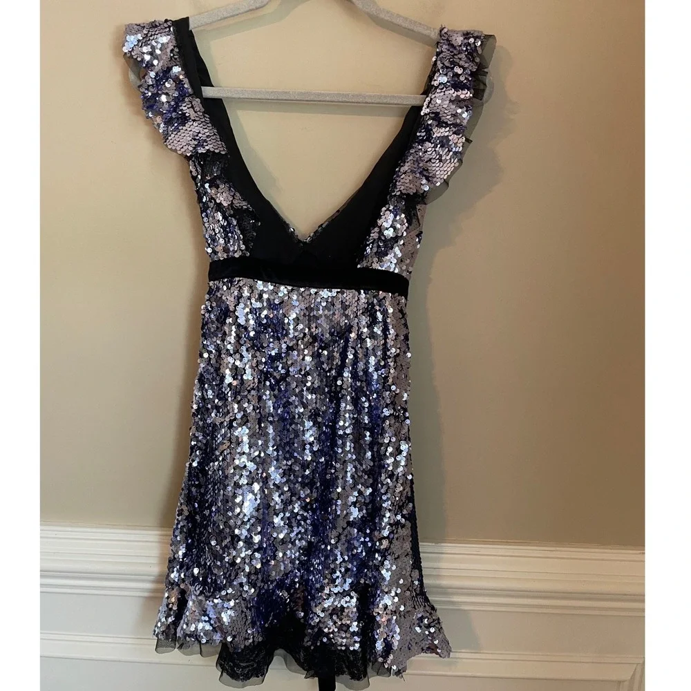 Free People Siren Sequin Mini‎ Dress Velvet Belt Purple Size 4 Party Cocktail